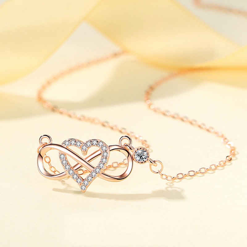 Simple Eight-Shaped Heart Necklace